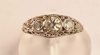 Anello Liberty con Tre Diamanti