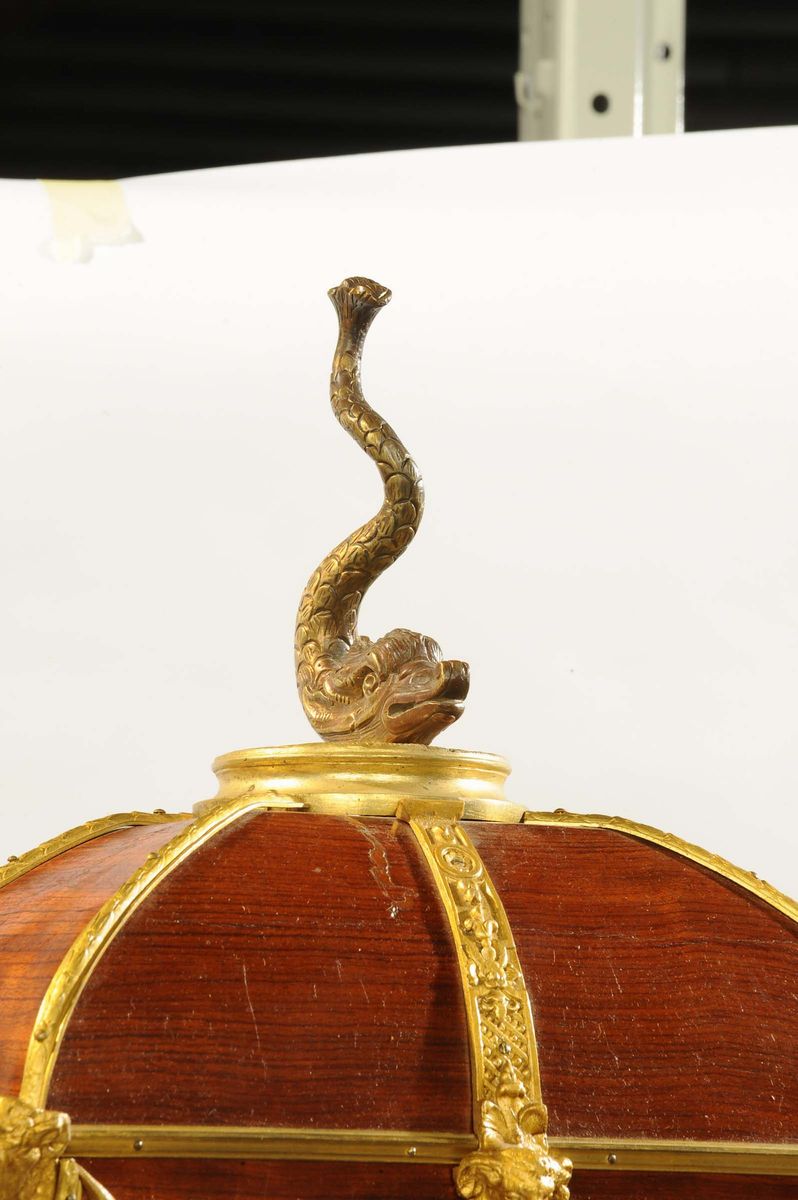 Grande Orologio Impiallacciato in Palissandro e Bronzi Dorati, Francia XIX-XX Secolo