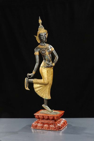 Ballerina in Bronzo, Tailandia 1970 Circa