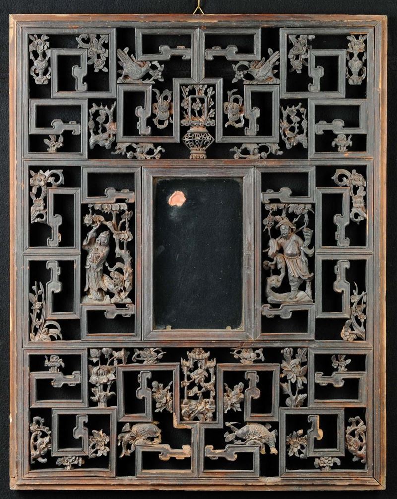 Pannello in legno scolpito e traforato, Cina XIX secolo  - Asta Arte Orientale - Cambi Casa d'Aste