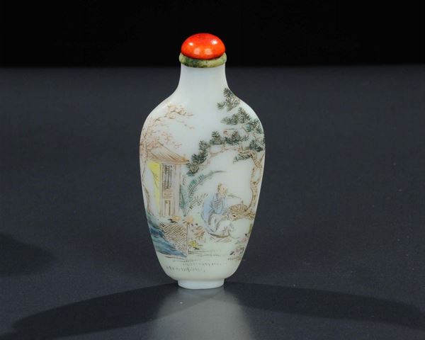 Snuff bottle in vetro dipinto in policromia, Cina XIX secolo