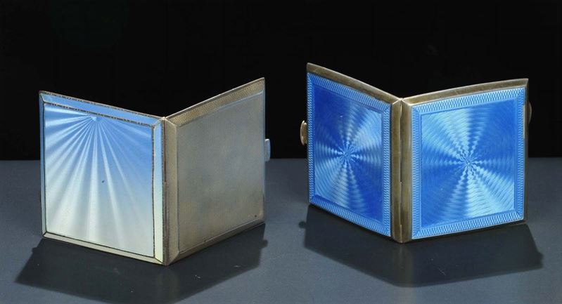 Due portasigarette in argento e smalti, Inghilterra XX secolo  - Auction OnLine Auction 12-2011 - Cambi Casa d'Aste