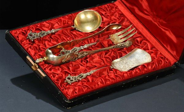 Servizio di posate da tè composto da quattro pezzi in argento, Francia XIX secolo