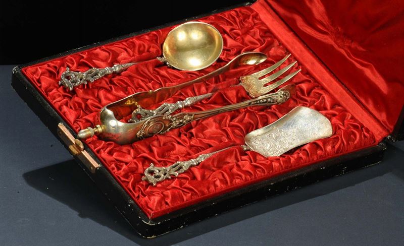 Servizio di posate da tè composto da quattro pezzi in argento, Francia XIX secolo  - Asta Asta OnLine 12-2011 - Cambi Casa d'Aste