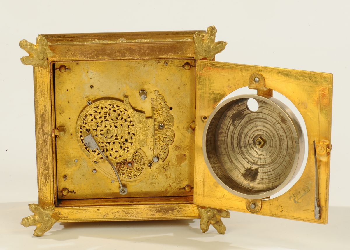 Orologio a Saliera in Bronzo, Rame e Argento Inciso e Dorato, XVIII Secolo