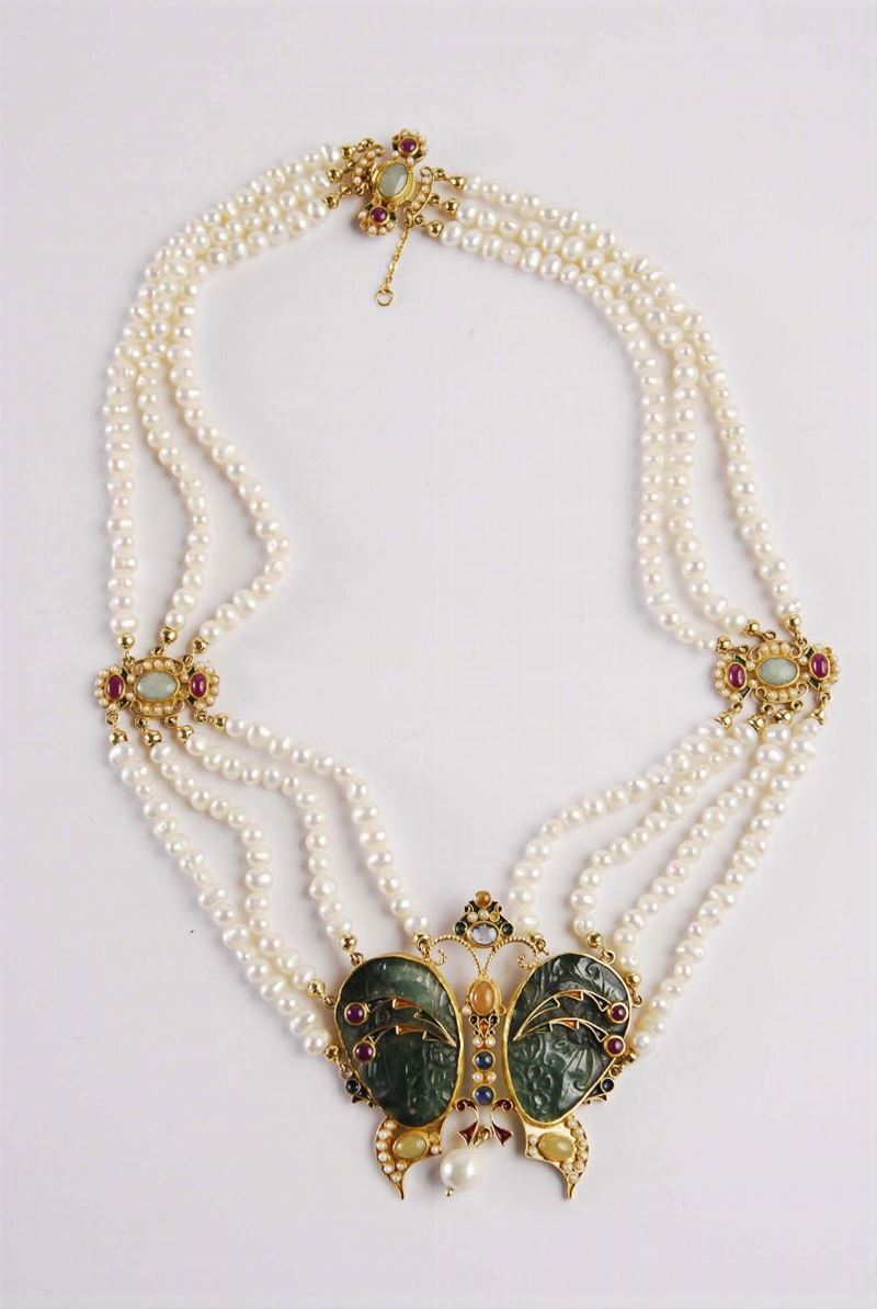 Collana tre fili di perle fresh water e motivo centrale  - Auction Ancient and Contemporary Clocks and Jewels - Cambi Casa d'Aste