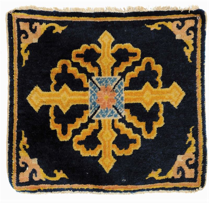 Mat cinese, metà XIX secolo  - Auction Ancient Carpets - Cambi Casa d'Aste