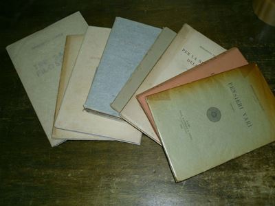 Lotto di 8 Opere di Critica Letteraria Crociana