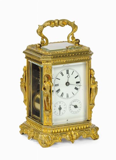 Officier con Struttura con Bambocci alle Colonne e Fregi in Bronzo Dorato Costruito per il Mercat...