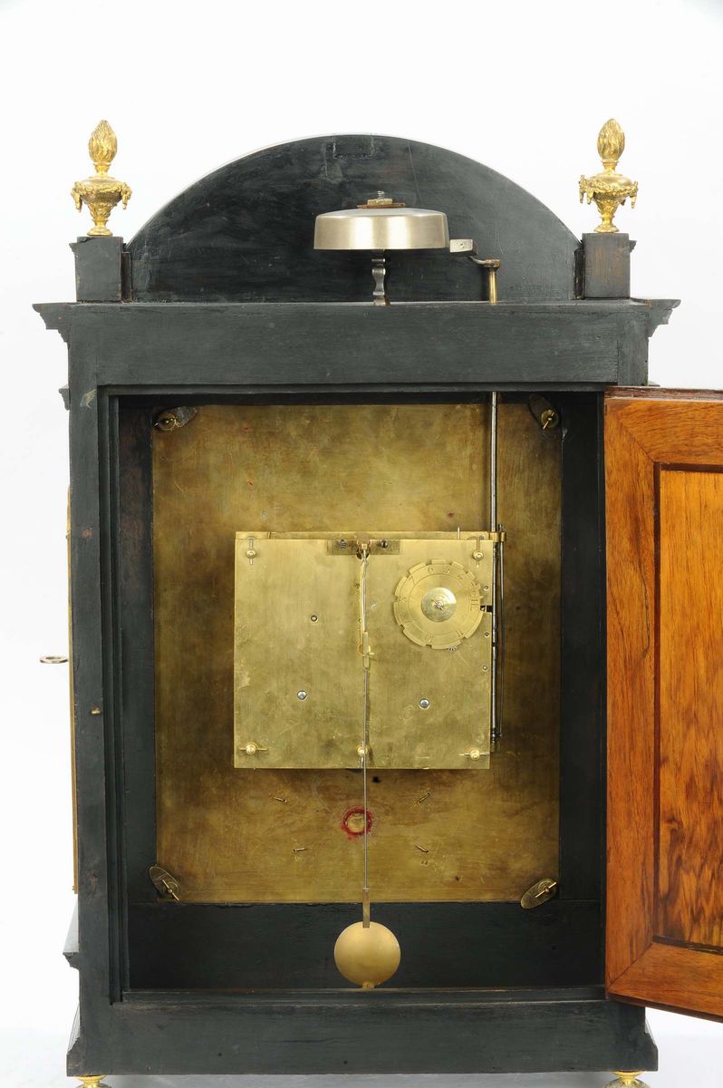 Pendola Luigi XIV Modello Religiouse con Cassa in Ebano Lastronata ed Intarsiata in Tartaruga e O...