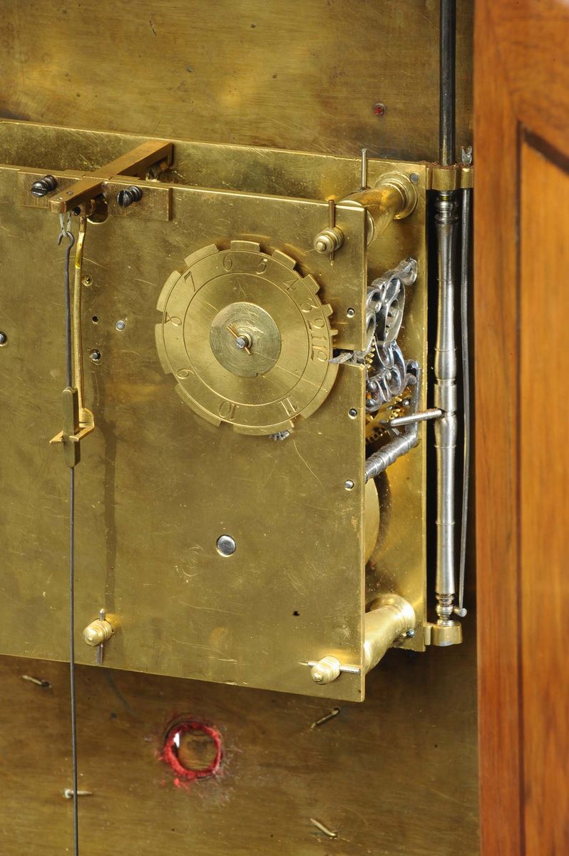 Pendola Luigi XIV Modello Religiouse con Cassa in Ebano Lastronata ed Intarsiata in Tartaruga e O...
