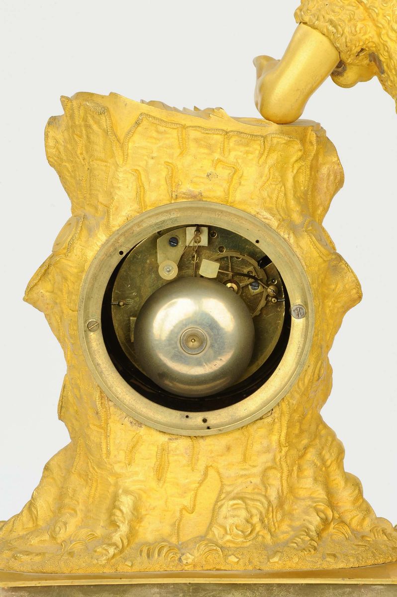 Orologio Impero in Bronzo Dorato Raffigurante Ercole con Clava