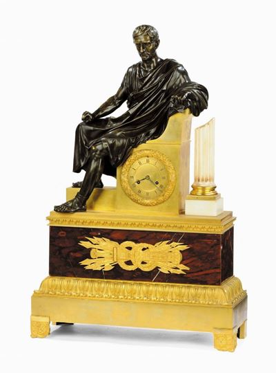 Orologio in Bronzo Dorato con Figura Sedente Ispirata al Bruto dei Musei Capitolini di Roma, Fran...