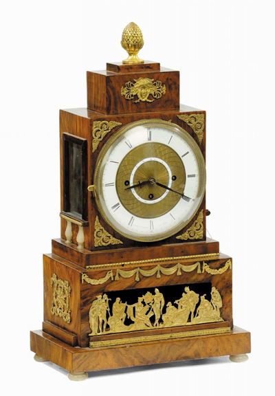 Orologio di Gusto Austriaco con Fregi alla Base, Andreas Muller Praga, XIX Secolo