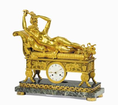 Affascinante e Sensuale Orologio Direttorio con Baccante, Attribuita Ad Antoine André Ravrio (175...