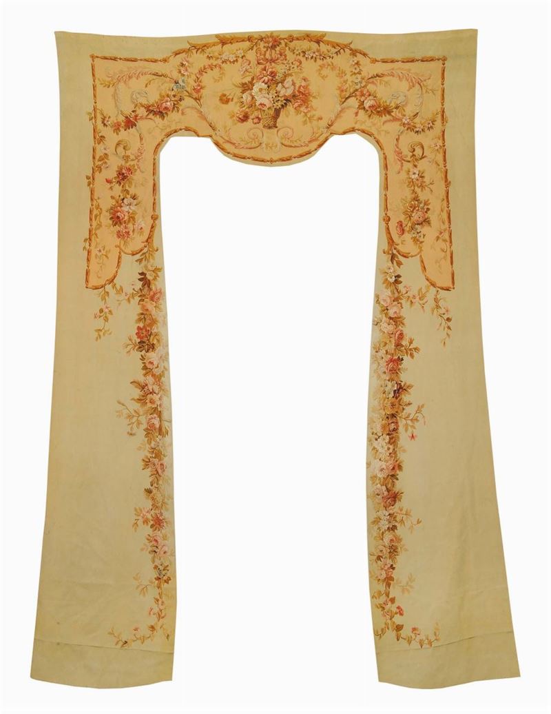 Coppia di sovrapporta  Aubusson,  XIX secolo  - Auction Ancient Carpets - Cambi Casa d'Aste