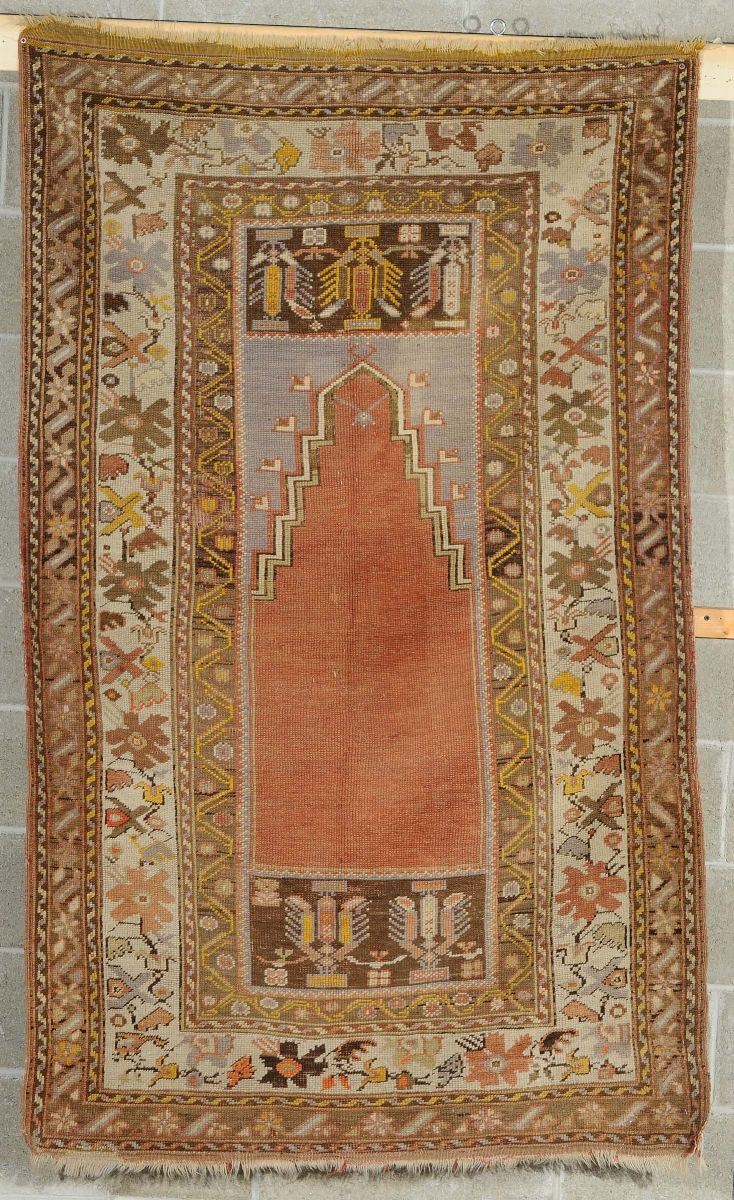 Tappeto anatolico  a preghiera, fine XIX  inizio XX secolo  - Auction Ancient Carpets - Cambi Casa d'Aste