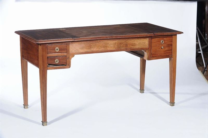 Tavolino da toilette porta parrucche, XIX secolo  - Auction OnLine Auction 07-2012 - Cambi Casa d'Aste