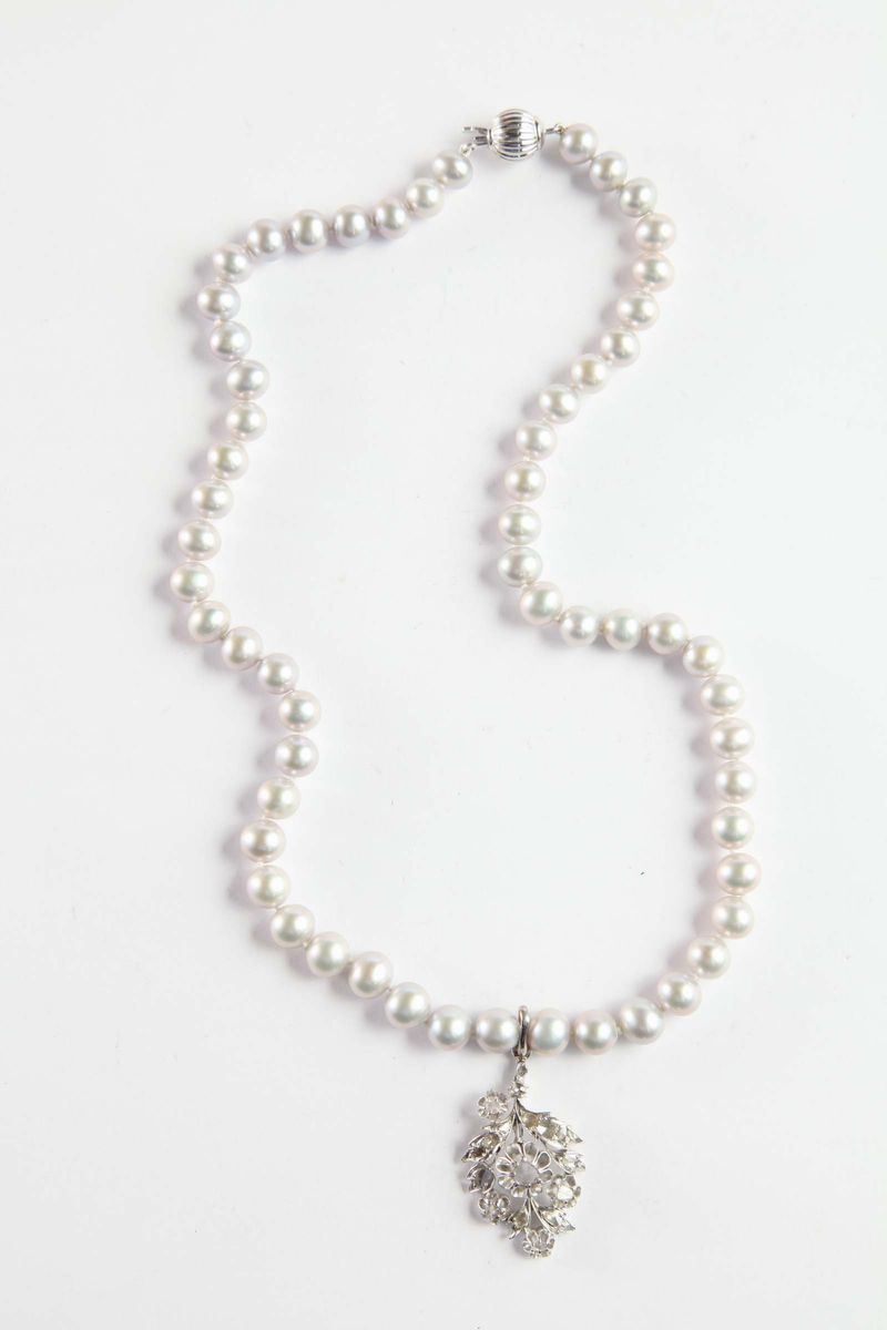 Collana di perle fresh water grigie  - Asta Orologi e Gioielli Antichi e Contemporanei - Cambi Casa d'Aste