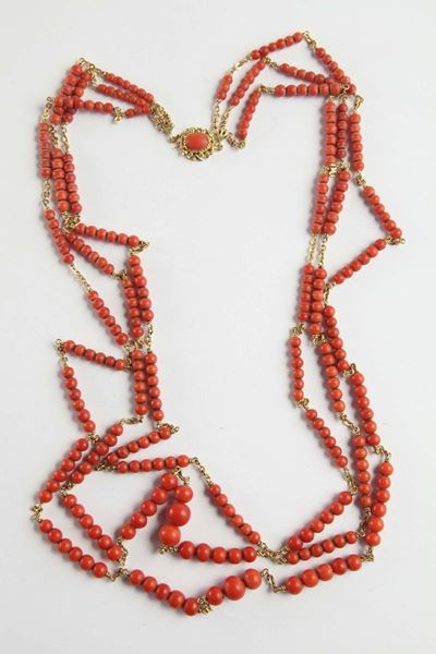 Collana Tre Fili di Corallo