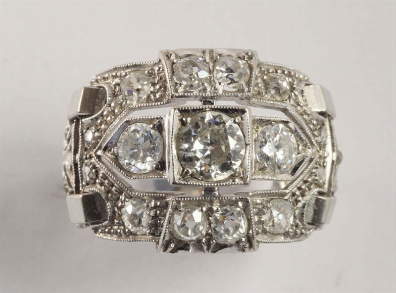 Anello con diamanti di vecchio taglio  - Auction Ancient and Contemporary Clocks and Jewels - Cambi Casa d'Aste