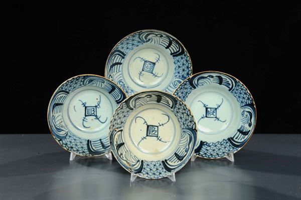 Quattro ciotoline in porcellana bianca e blu, Cina XIX secolo