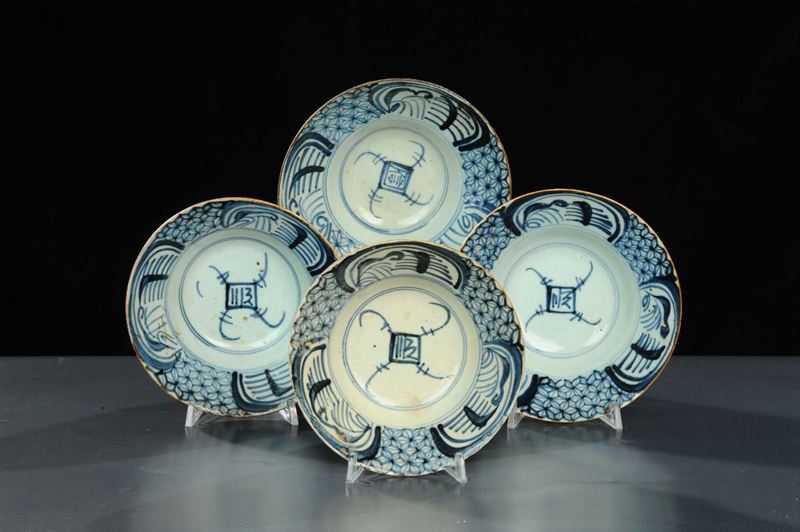 Quattro ciotoline in porcellana bianca e blu, Cina XIX secolo  - Asta Arte Orientale - Cambi Casa d'Aste