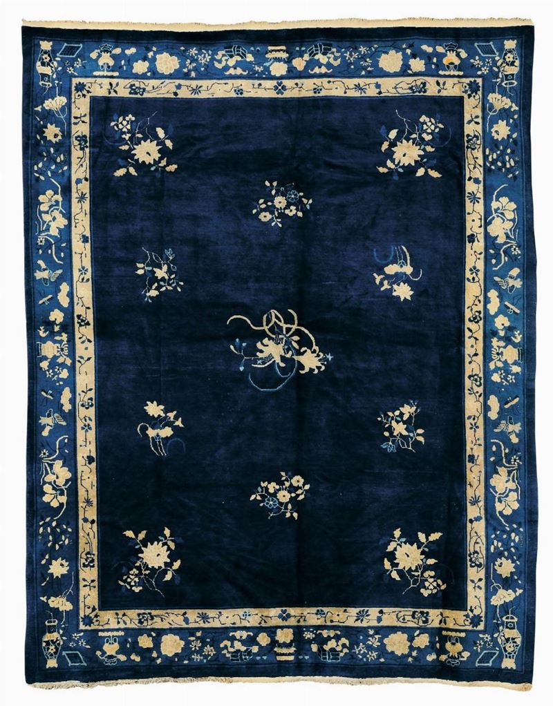 Tappeto cinese Pechino, fine XIX inizio XX secolo  - Auction Ancient Carpets - Cambi Casa d'Aste