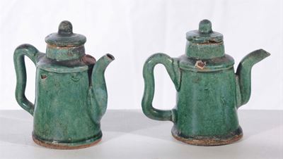Due Teierine in Terracotta con Invetriatura Verde, Cina