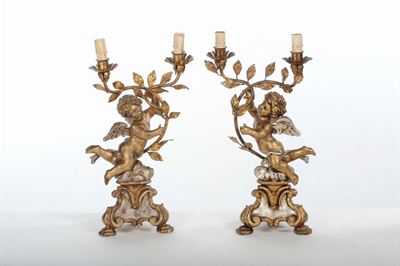 Coppia di Candelieri in Legno Intagliato, XX
