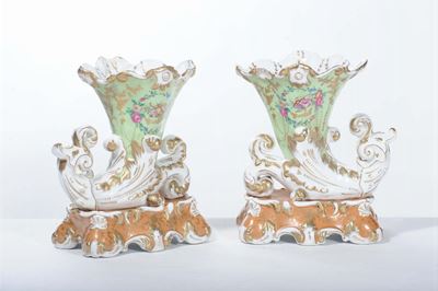 Coppia di Cornucopie in Porcellana Bianca e Verde