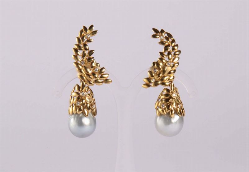 Orecchini con perle australiane  - Asta Argenti e Gioielli Antichi e Contemporanei - Cambi Casa d'Aste