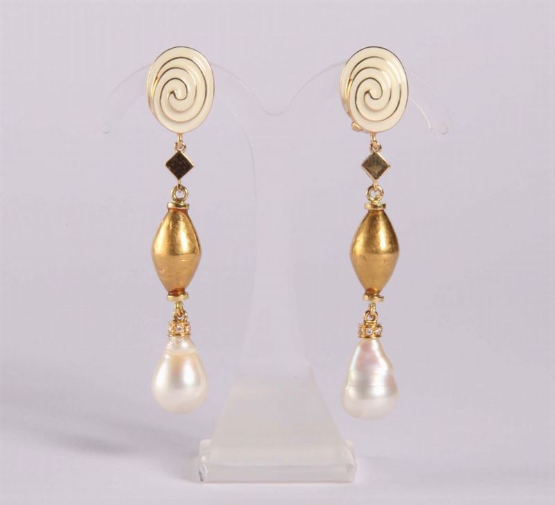 Orecchini pendenti con perle d'acqua dolce  - Auction Silvers, Ancient and Comtemporary Jewels - Cambi Casa d'Aste