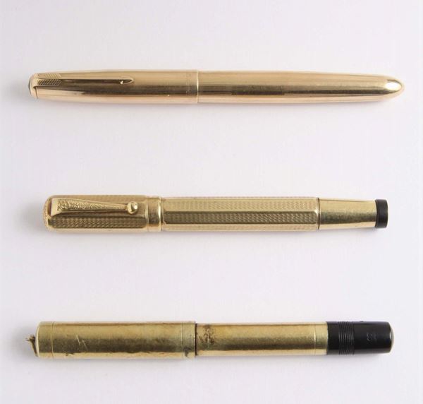 Tre penne Parker in oro