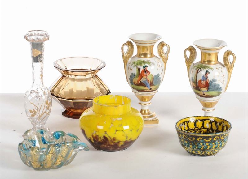 Lotto misto di oggetti in ceramica e vetro  - Auction OnLine Auction 01-2012 - Cambi Casa d'Aste