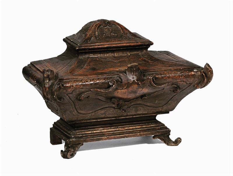 Urna in legno intagliato e laccato, Venezia XVIII secolo  - Asta Antiquariato e Dipinti Antichi - Cambi Casa d'Aste