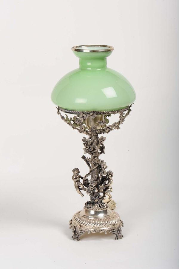 Lampada da tavolo in argento, gr. 1300, anni'50
