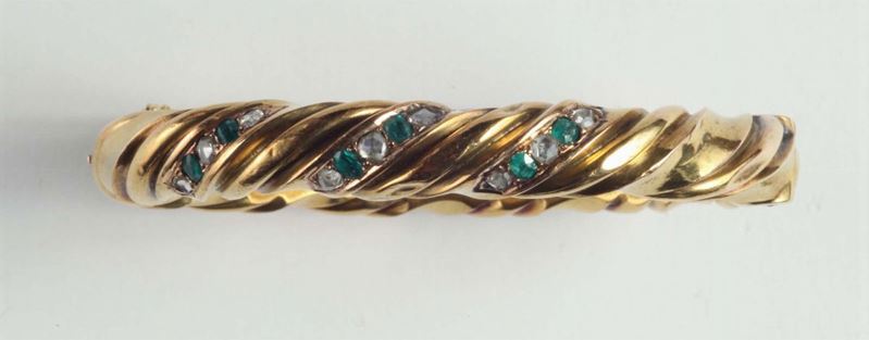 Bracciale rigido con piccoli smeraldi e diamanti  - Asta Antiquariato e Dipinti Antichi - Cambi Casa d'Aste