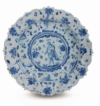 Piatto in Maiolica, Savona Fine XVII Inizi XVIII Secolo