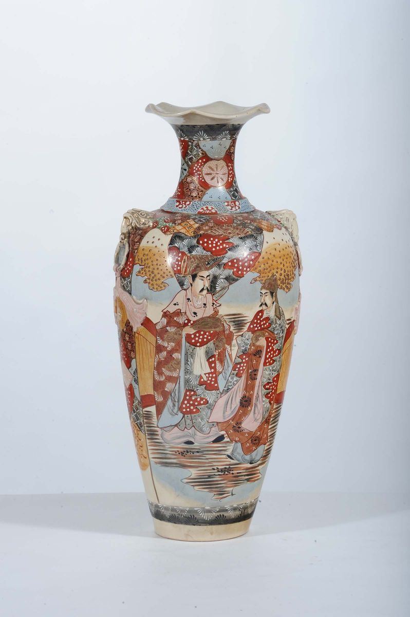 Vaso Satsuma in porcallana, Giappone  - Auction OnLine Auction 06-2012 - Cambi Casa d'Aste