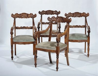 Quattro Poltroncine Carlo X in Legno Intagliato, XIX Secolo