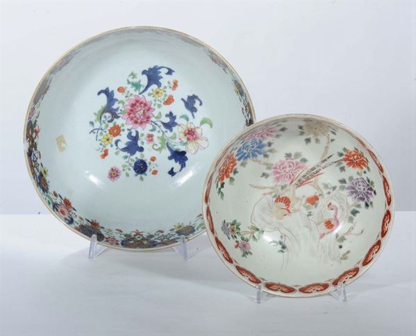 Due ciotole in porcellana Imari, Cina XVIII secolo