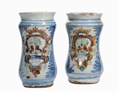 Coppia di Albarelli in Maiolica, Napoli XVIII Secolo