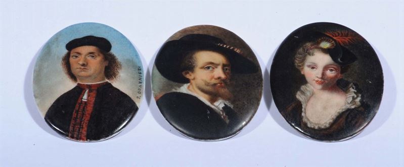 Tre miniature ovali in porcellana dipinta, copia dall'antico  - Asta Asta OnLine 05-2012 - Cambi Casa d'Aste