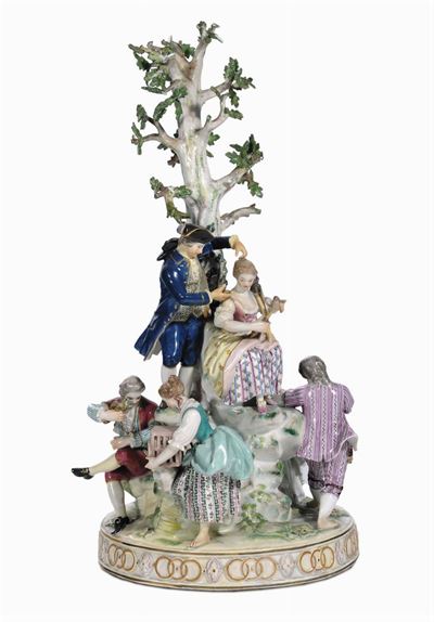 Gruppo in Porcellana di Meissen Raffigurante Scena Galante Attorno Ad Albero, XIX Secolo