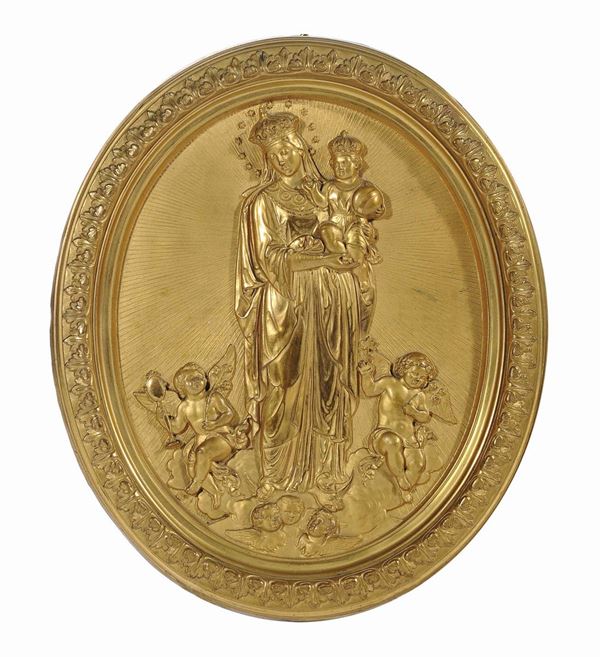 Placca in bronzo dorato raffigurante Madonna con Bambino su nuvole, XIX secolo