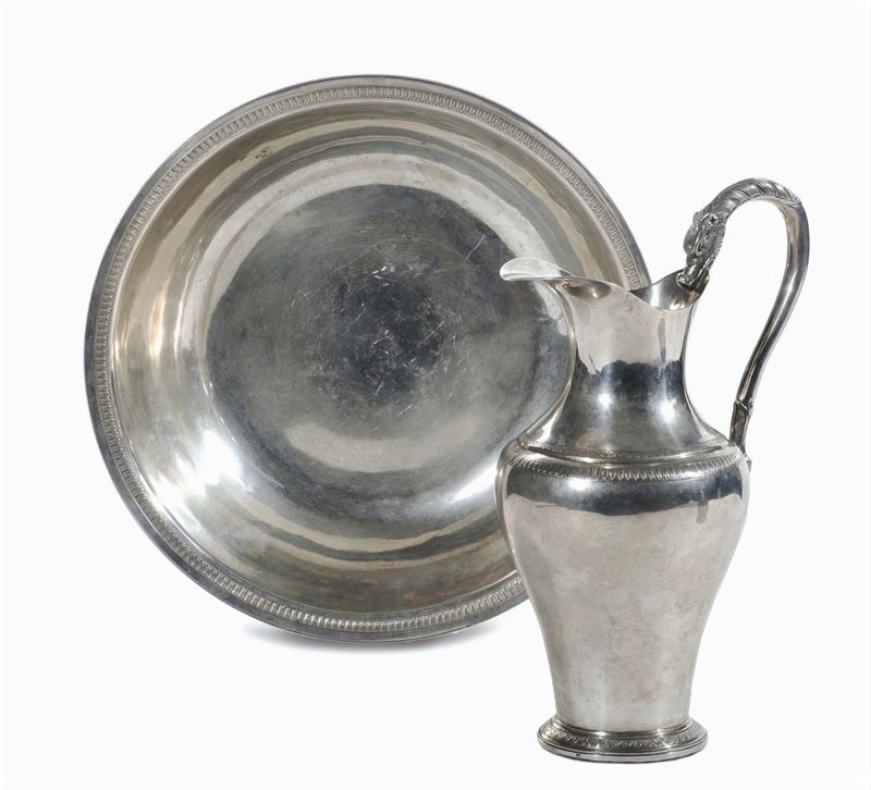Brocca e bacile in argento, Napoli XIX secolo, argentiere Romanelli  - Auction Antiques and Old Masters - Cambi Casa d'Aste