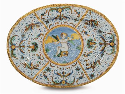 Piatto Ovale in Maiolica Deruta, XVII Secolo