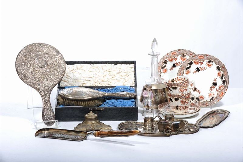 Lotto di oggetti  - Asta Asta OnLine 02-2012 - Cambi Casa d'Aste