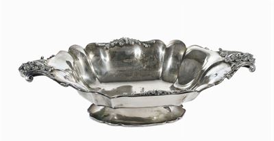 Centrotavola in Argento Sbalzato, Gr.2000 Circa